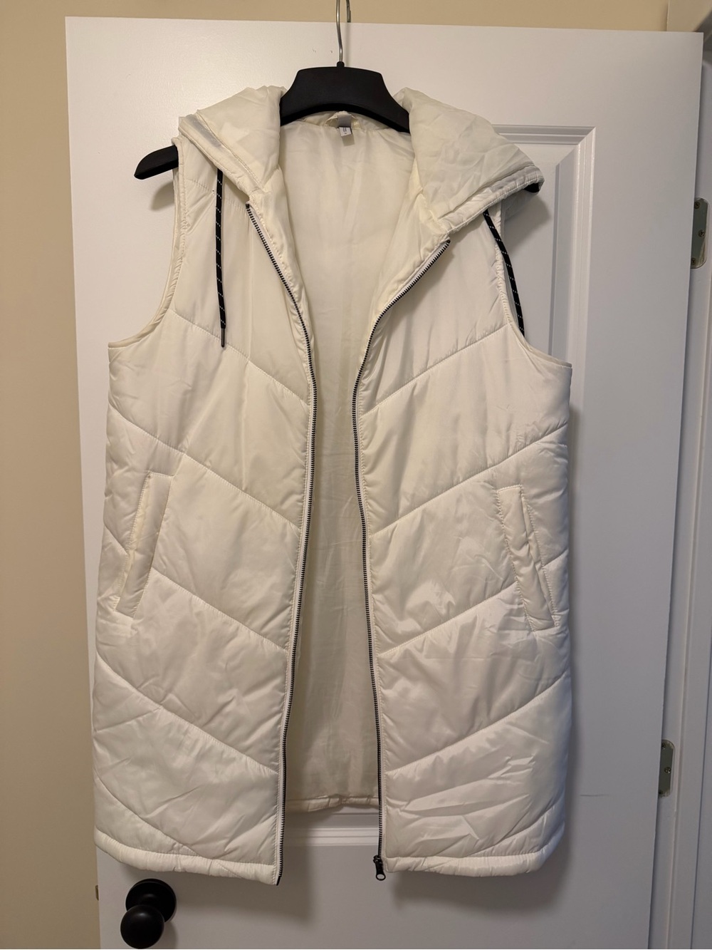 Zella Quilted Hooded Vest - Cream